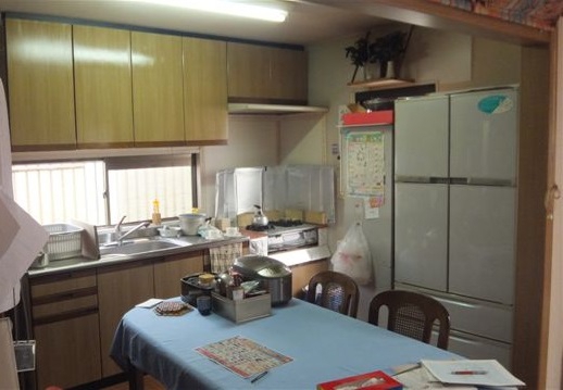 ショールームでイメージ！最新機能充実のキッチンにリフォーム