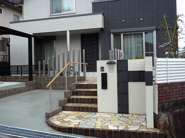 カーポートは再利用！細部にわたる打ち合わせで完成した新築外構