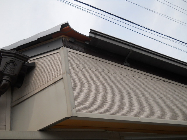 雨漏りしにくい屋根の形にリフォーム