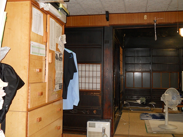 歴史ある梁や大黒柱を活かした築百数十年の古民家改装工事