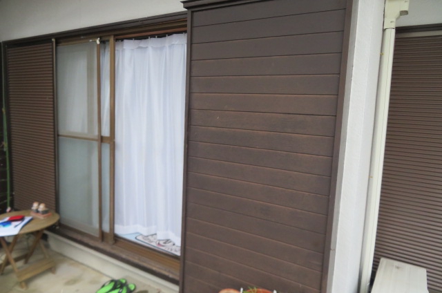 雨戸から電動シャッターへ取替え